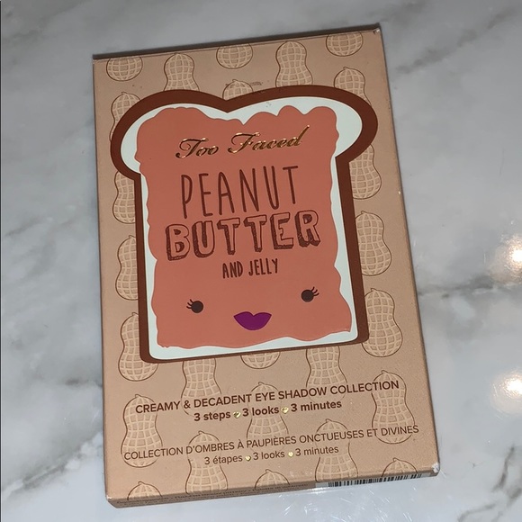 Too Faced Peanut Butter & Jelly Eyeshadow Palette - Picture 2 of 16